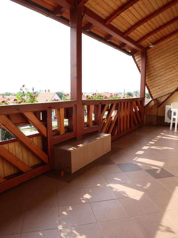 Angela Panzio Bed & Breakfast Berettyóújfalu Oda fotoğraf