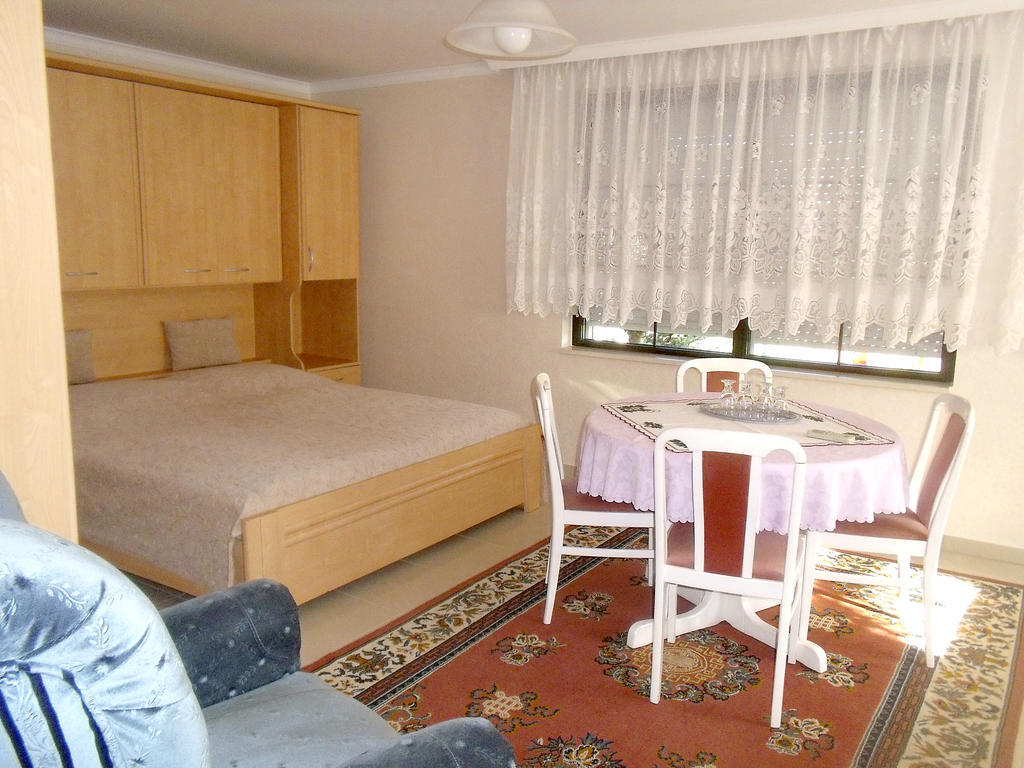 Angela Panzio Bed & Breakfast Berettyóújfalu Oda fotoğraf
